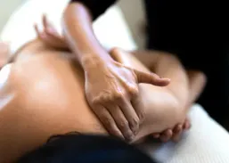 Neck, Shoulders & Feet Massage Neck, Shoulders & Feet Massage